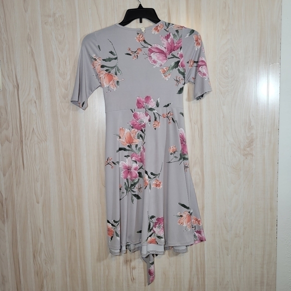 Hello MIZ Maternity Floral A-Line Dress Mini Sz Med - Picture 5 of 5